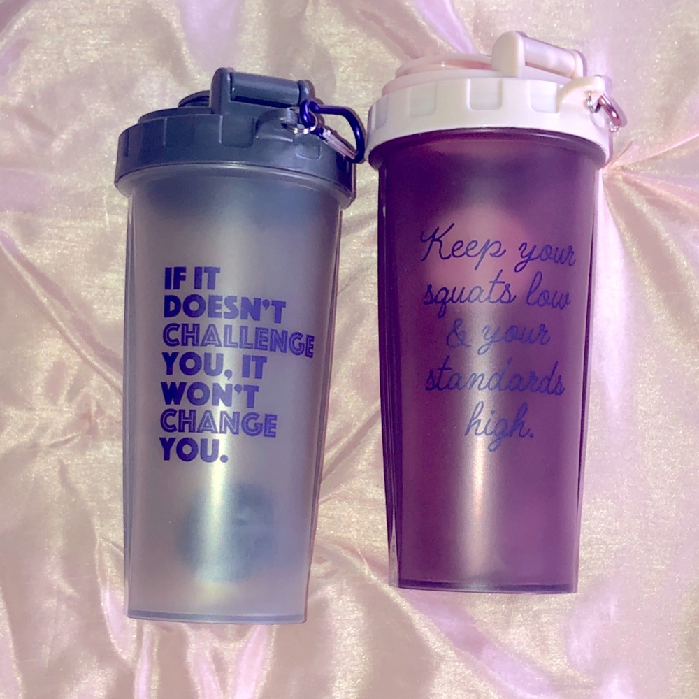 •Set of 2• water bottles